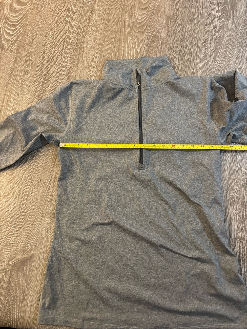 Nike Men's Heather Gray Half-Zip Pullover Sweater